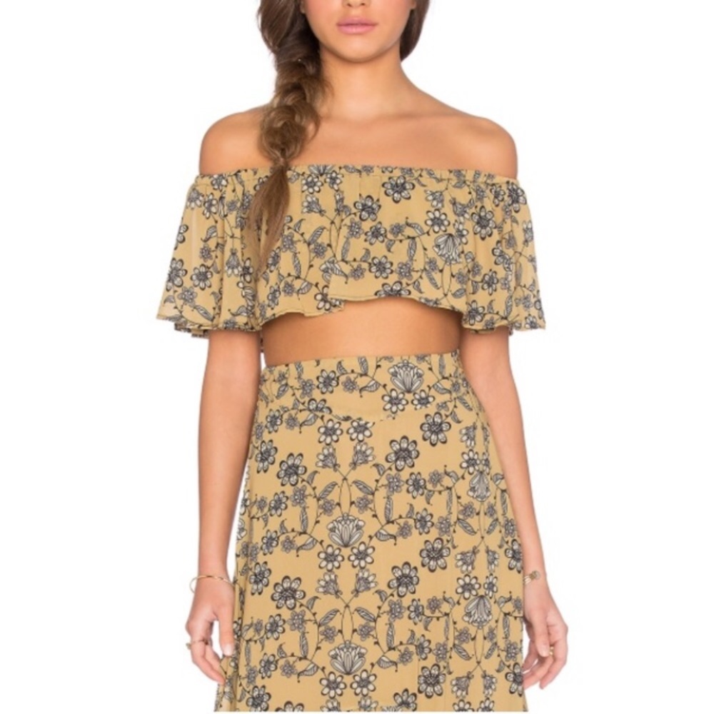 For love and lemons Pia set in mustard